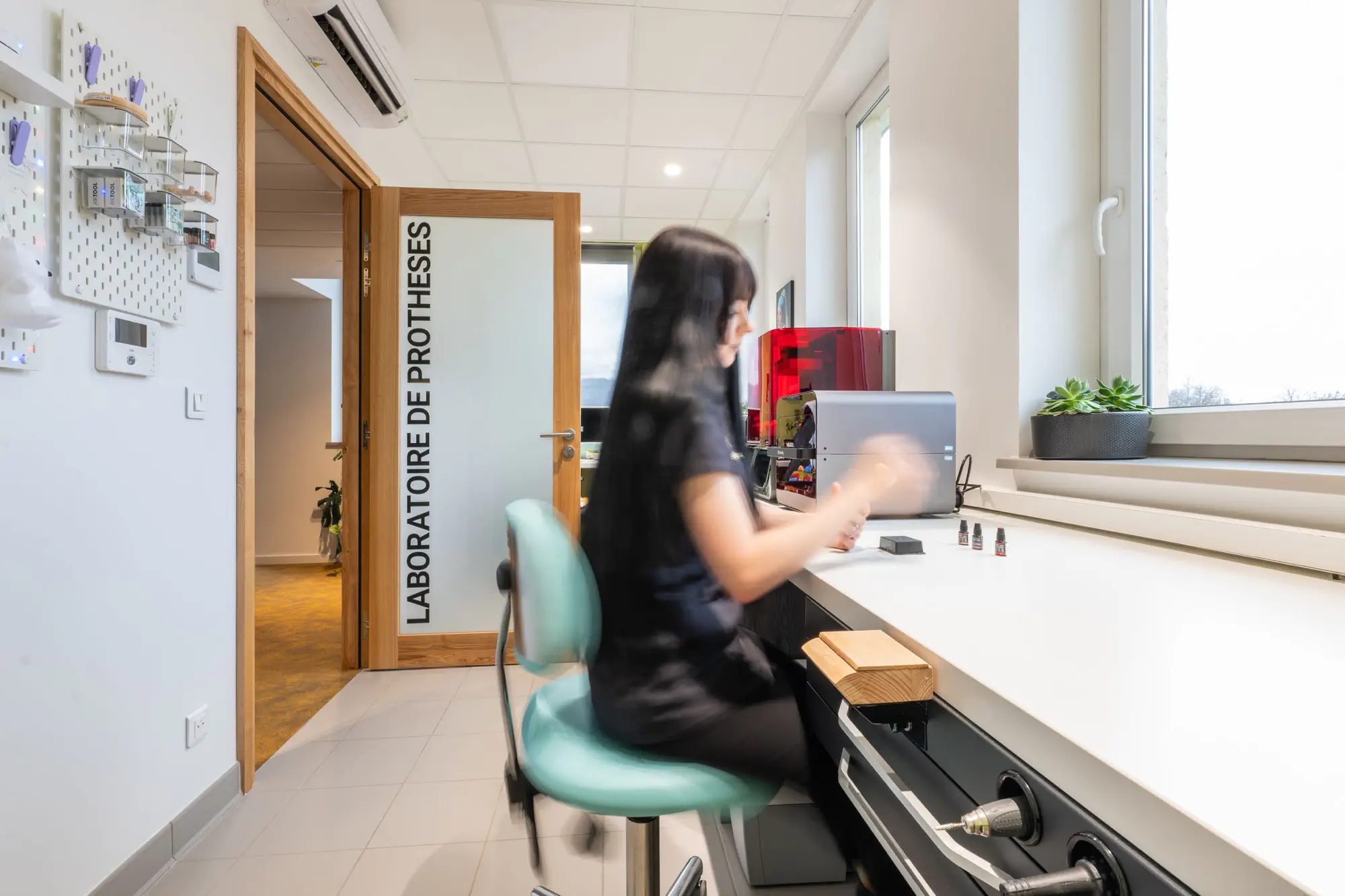 vincentclairephotographe-reportage-photo-branding-metier-savoir-faire-blog-sepehr-zarrine-dentiste-cabinet-dentaire-Reportage_SepehrZarrine_Locaux_Edited-P1055072