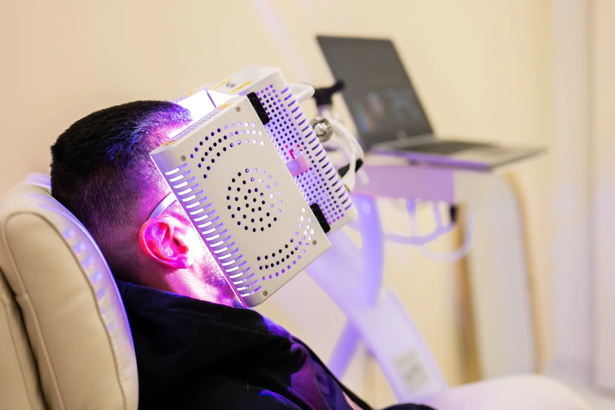 vincentclairephotographe-reportage-photo-branding-metier-savoir-faire-blog-sepehr-zarrine-dentiste-cabinet-dentaire-Reportage_SepehrZarrine_Locaux_Edited-P1292446